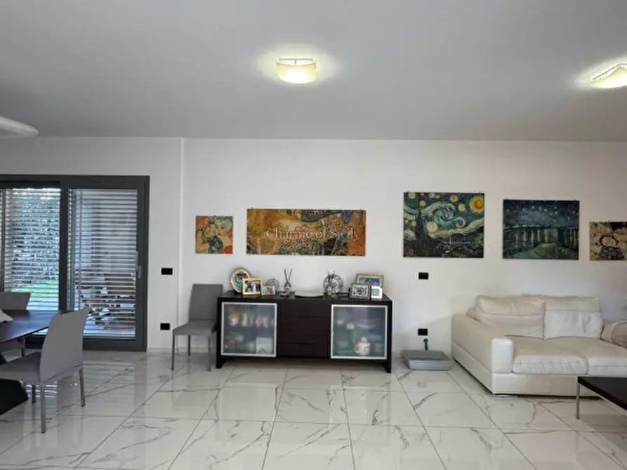 Immagine 48 di Villa in vendita  a Pozzallo