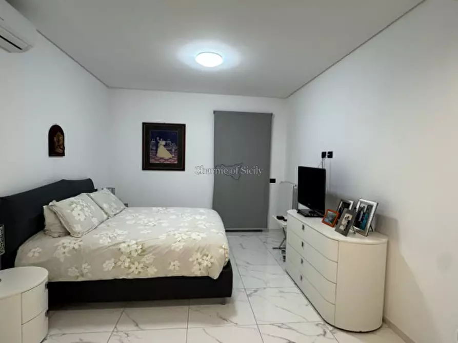 Immagine 50 di Villa in vendita  a Pozzallo