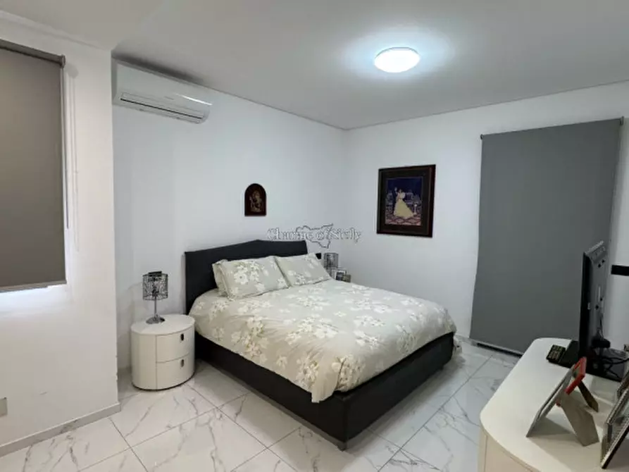 Immagine 51 di Villa in vendita  a Pozzallo