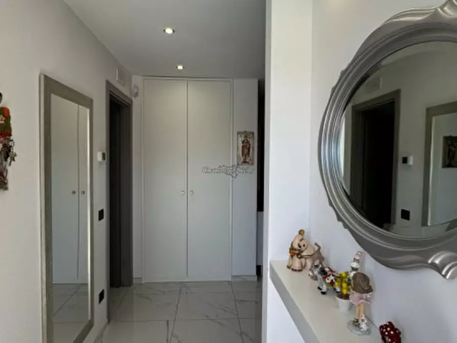 Immagine 62 di Villa in vendita  a Pozzallo