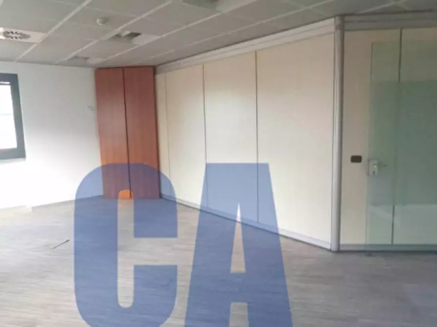 Immagine 1 di Ufficio in affitto  in VIA POLVANI a Milano