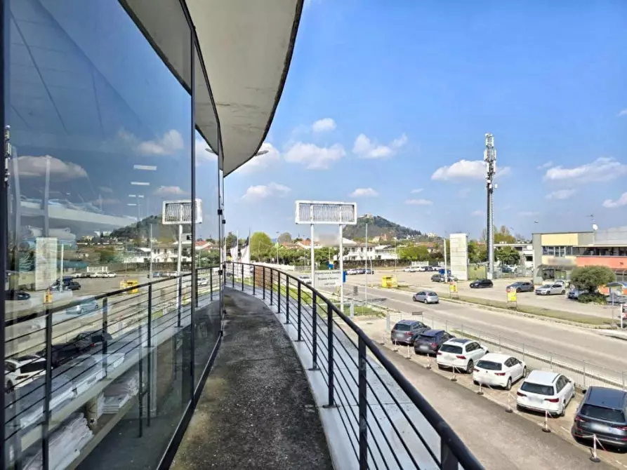 Immagine 19 di Negozio in vendita  in Via S. Travaglia, N. 1 a Monselice