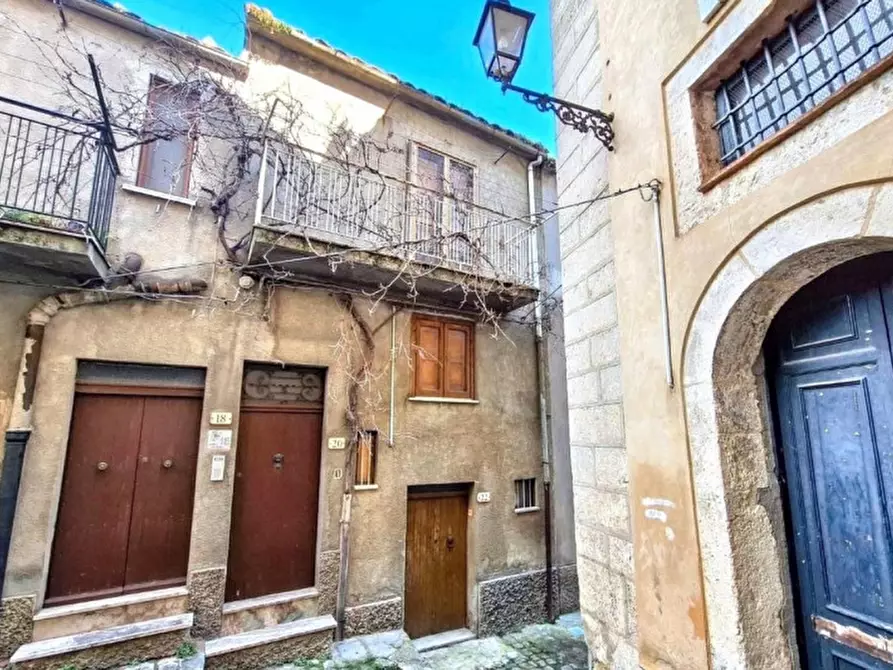 Immagine 2 di Casa indipendente in vendita  in Via Rosa, N. 22 a Petralia Sottana