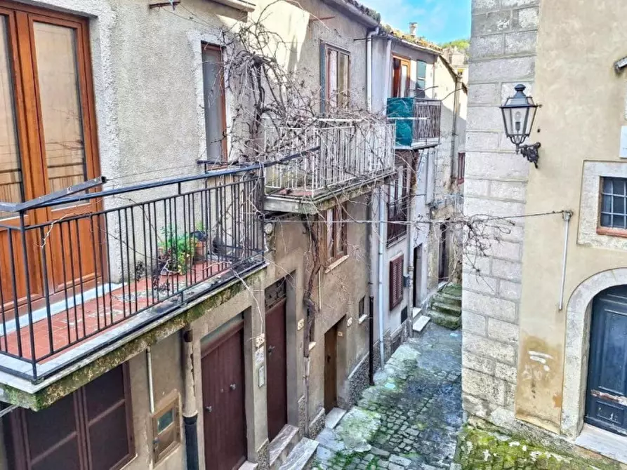 Immagine 8 di Casa indipendente in vendita  in Via Rosa, N. 22 a Petralia Sottana