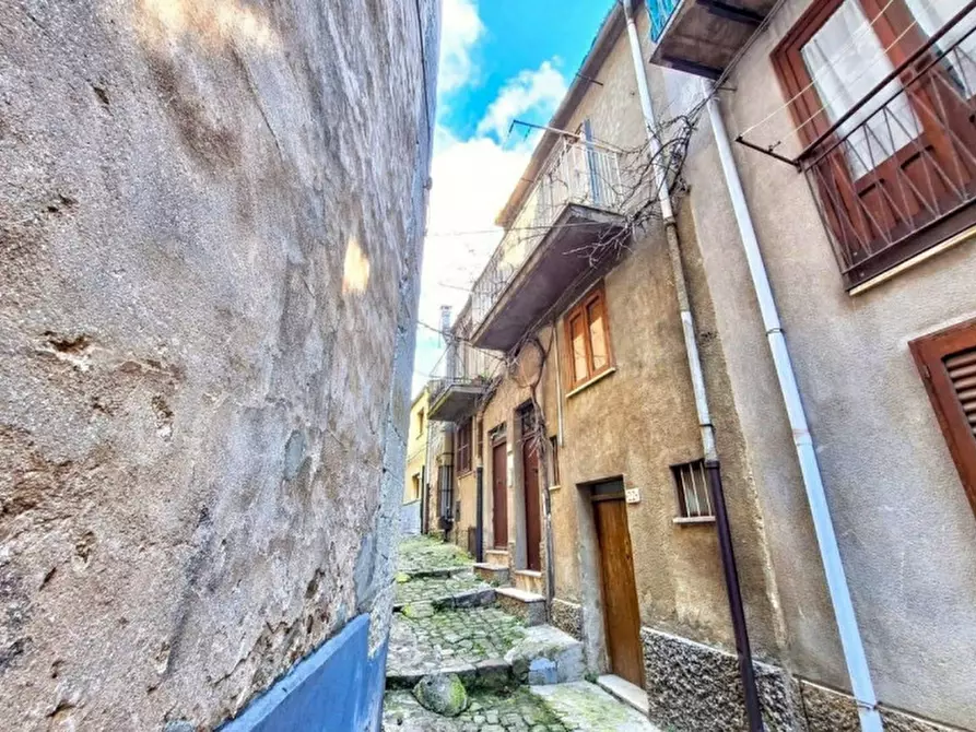 Immagine 15 di Casa indipendente in vendita  in Via Rosa, N. 22 a Petralia Sottana