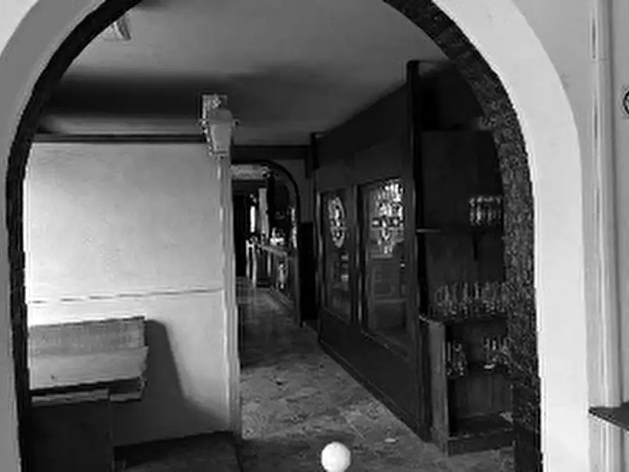 Immagine 9 di Palazzo in vendita  in VIA MADONNINA DI PRABIANO 11 a Villafranca Di Verona