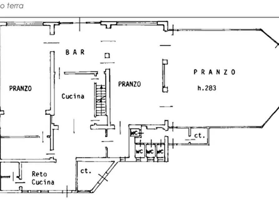Immagine 27 di Palazzo in vendita  in VIA MADONNINA DI PRABIANO 11 a Villafranca Di Verona