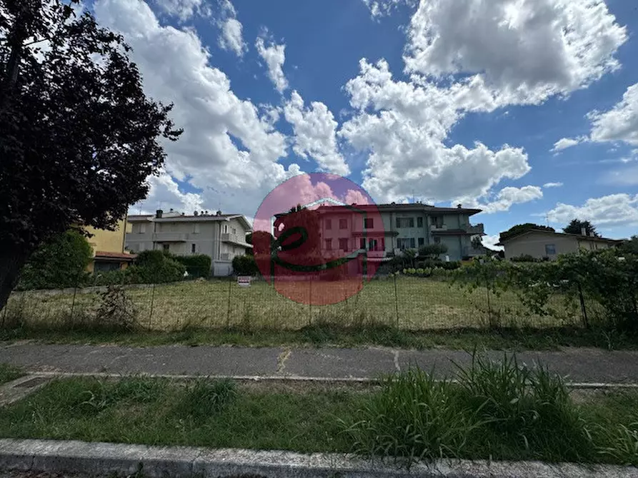 Immagine 2 di Terreno in vendita  a San Mauro Pascoli