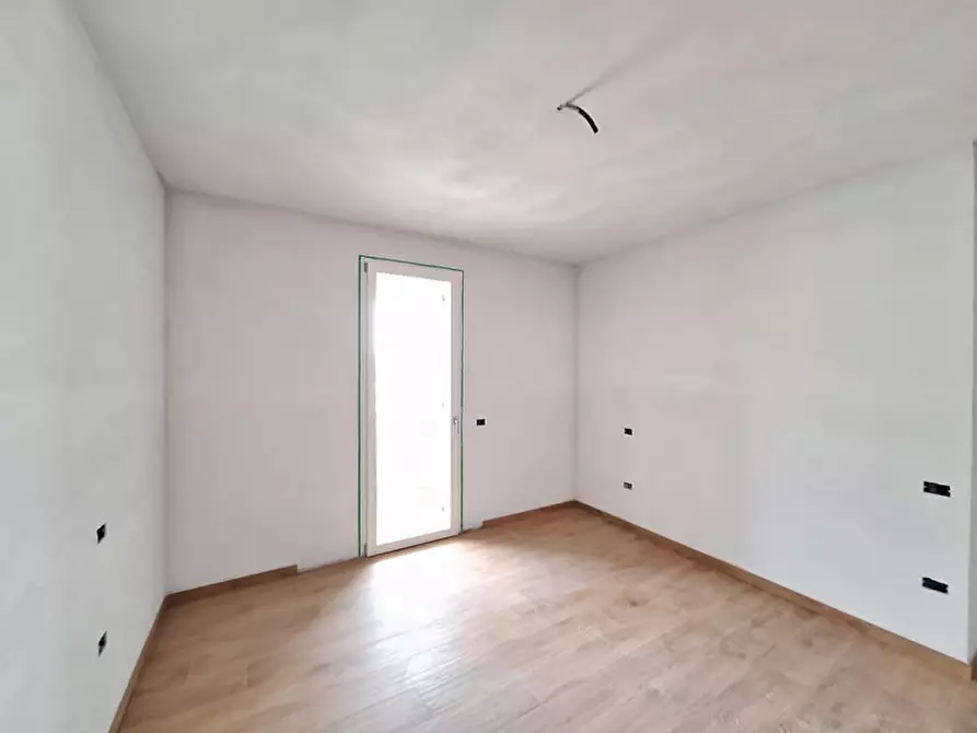 Immagine 17 di Casa trifamiliare in vendita  in Via Forni a Rovigo