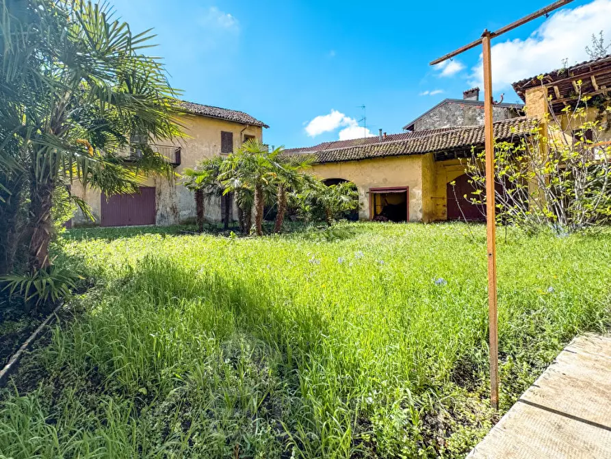 Immagine 13 di Palazzo in vendita  in via boniperti n 24 a Momo