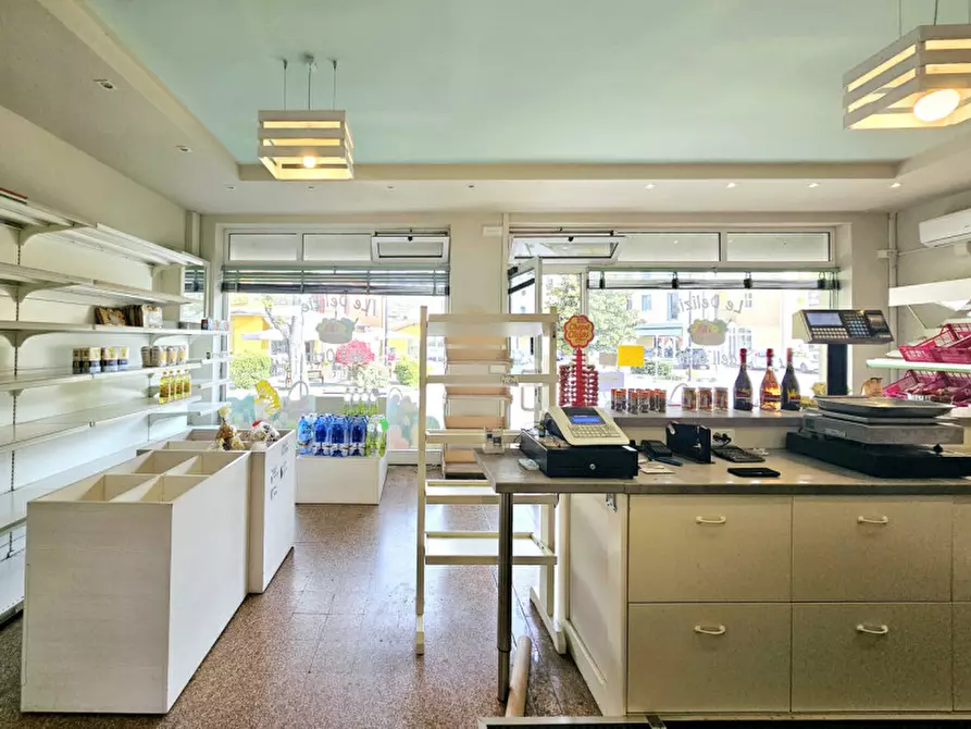 Immagine 6 di Negozio in vendita  in VIA ROMA a Lozzo Atestino