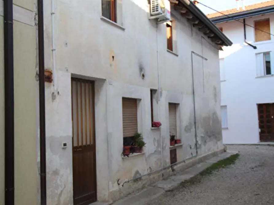 Immagine 5 di Villetta a schiera in vendita  in Contrada Artigiani 3 a Gonars
