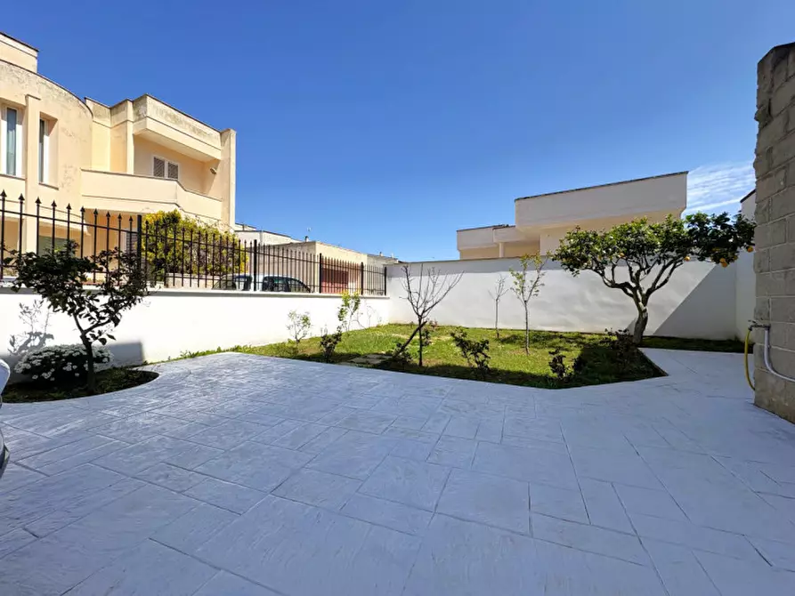 Immagine 51 di Casa indipendente in vendita  in via Lucio Greco a Melendugno