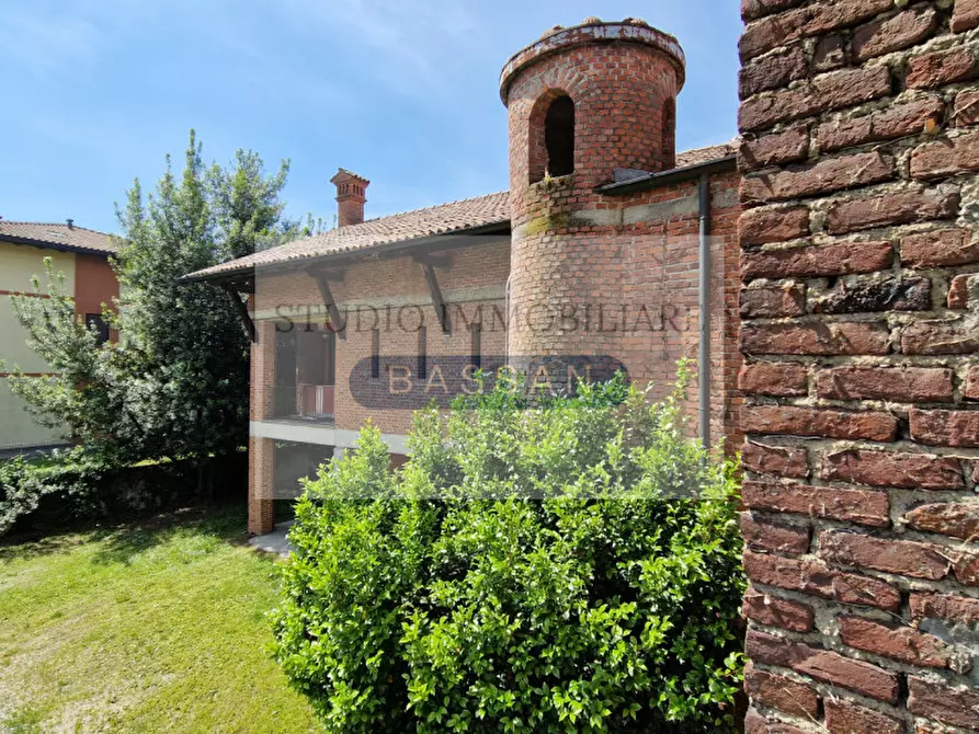 Immagine 6 di Casa indipendente in vendita  in Via Giuseppe Verdi 13 a Casorate Sempione