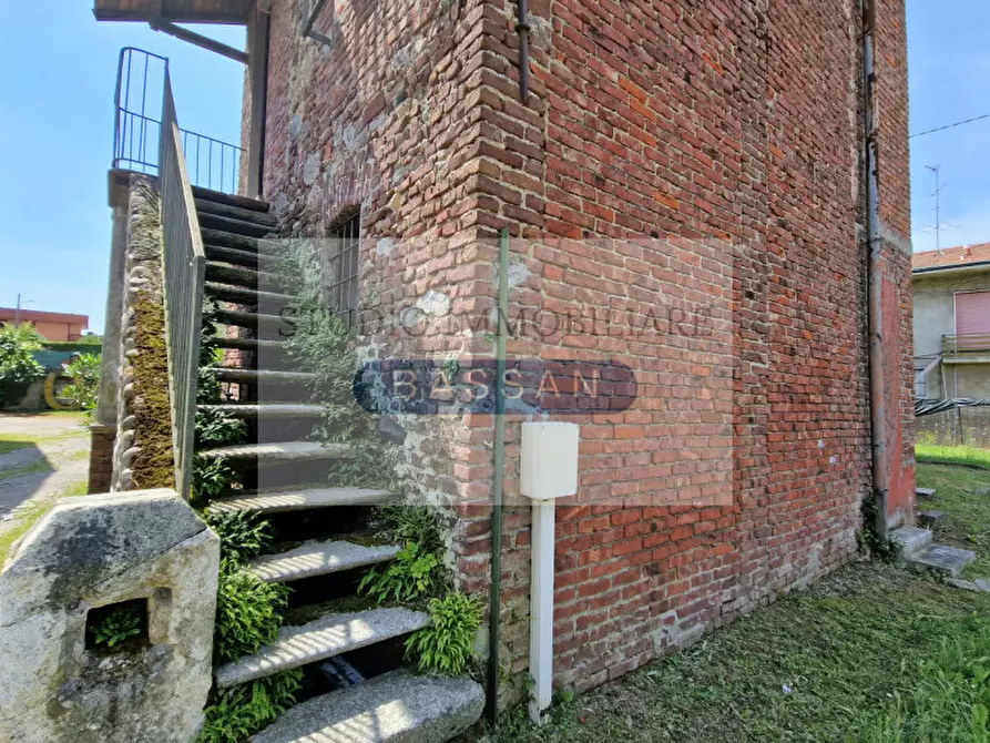 Immagine 7 di Casa indipendente in vendita  in Via Giuseppe Verdi 13 a Casorate Sempione