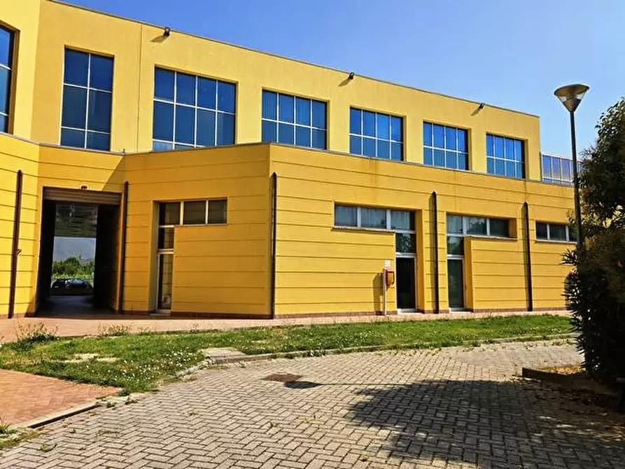 Immagine 6 di Ufficio in vendita  in via Norvegia 72 a Cascina