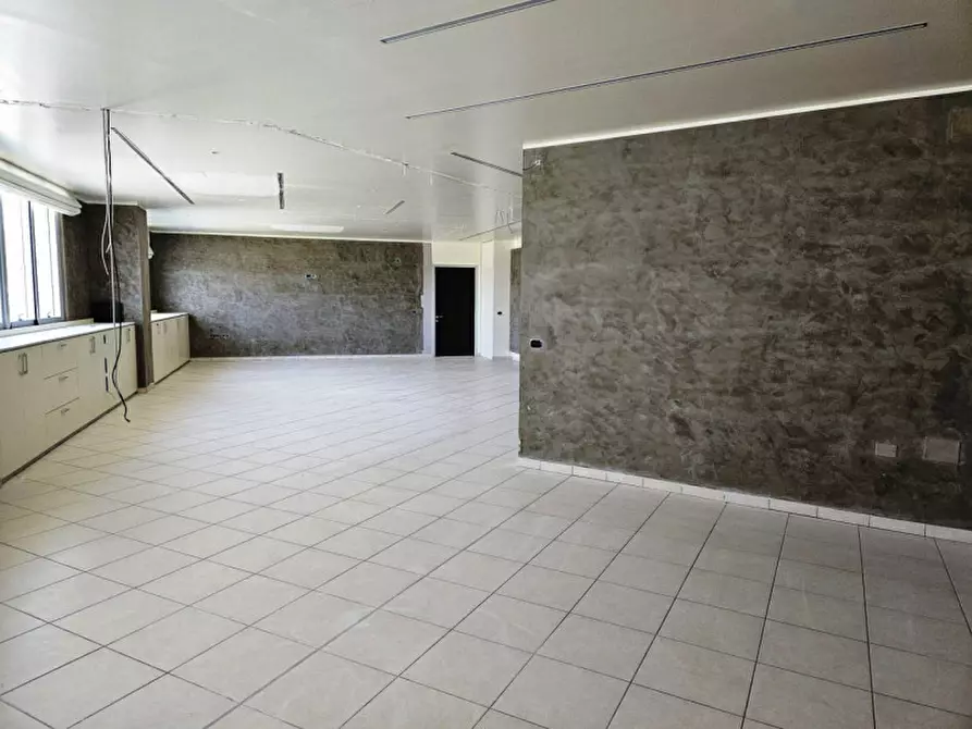 Immagine 7 di Ufficio in vendita  in via Norvegia 72 a Cascina