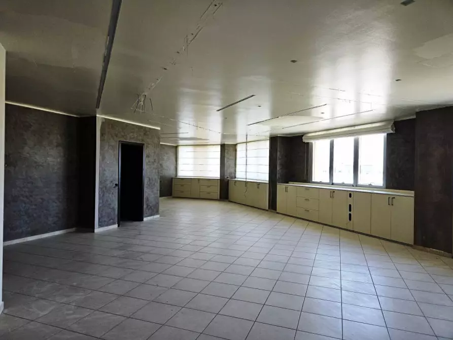 Immagine 11 di Ufficio in vendita  in via Norvegia 72 a Cascina