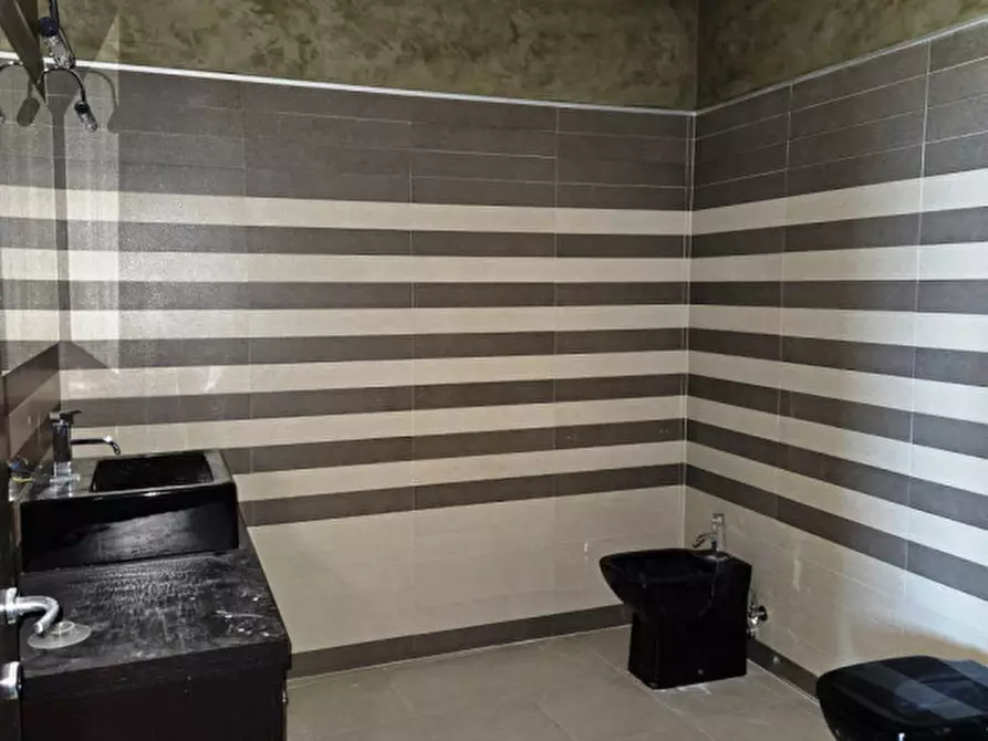 Immagine 23 di Ufficio in vendita  in via Norvegia 72 a Cascina