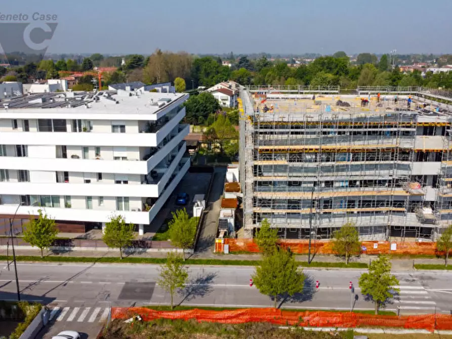 Immagine 1 di Appartamento in vendita  a Venezia