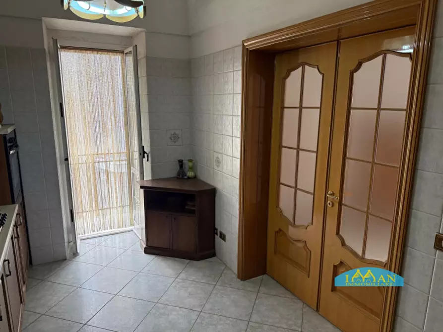 Immagine 2 di Casa indipendente in vendita  in Via Cesare Battisti a Ceglie Messapico