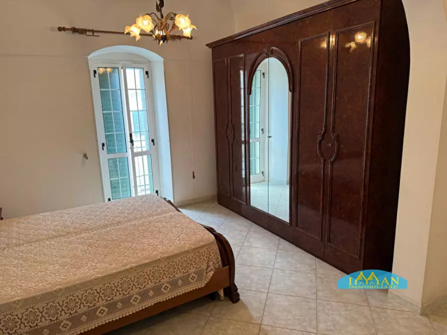 Immagine 9 di Casa indipendente in vendita  in Via Cesare Battisti a Ceglie Messapico