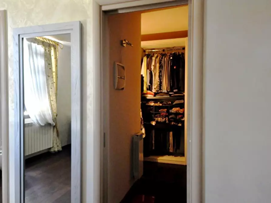 Immagine 11 di Appartamento in vendita  in viale Matteotti a Montevarchi