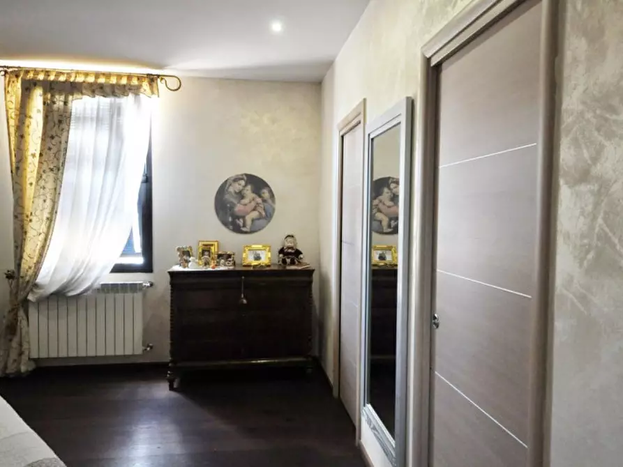 Immagine 12 di Appartamento in vendita  in viale Matteotti a Montevarchi