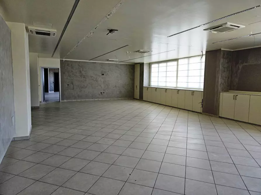 Immagine 23 di Ufficio in affitto  in via Norvegia 72 a Cascina