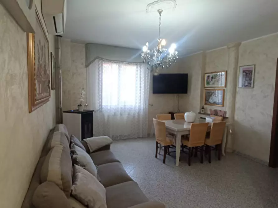 Immagine 6 di Villetta a schiera in vendita  in Via Luigi Pirandello a Brescello