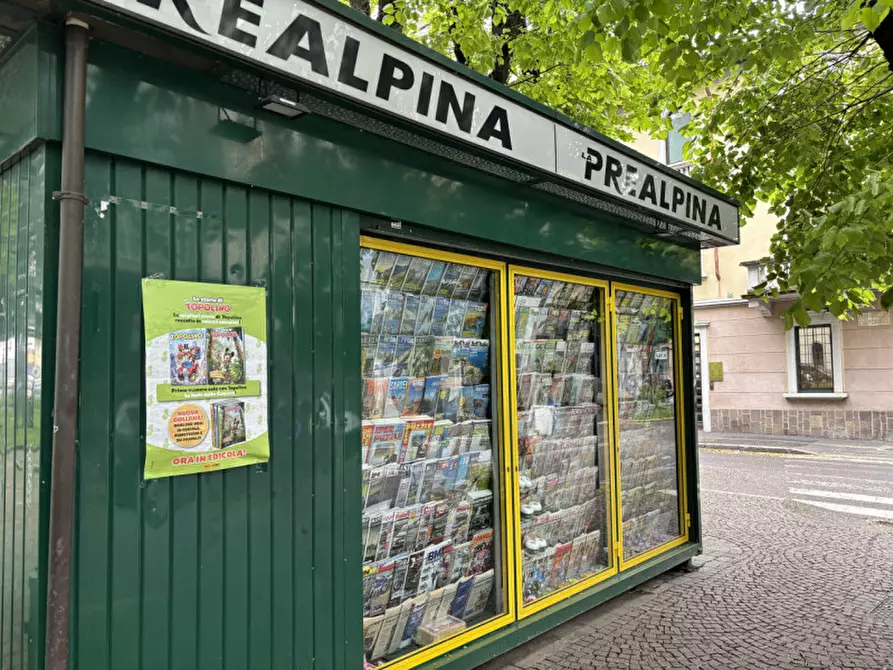 Immagine 3 di Attività commerciale in vendita  in Piazza Libertà a Rho