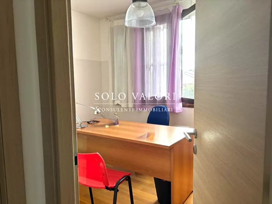 Immagine 2 di Ufficio in affitto  a Castelfranco Veneto