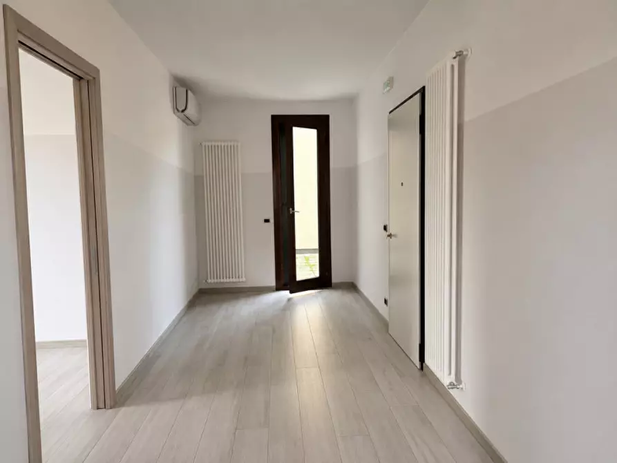 Immagine 5 di Appartamento in vendita  a Castelfranco Veneto
