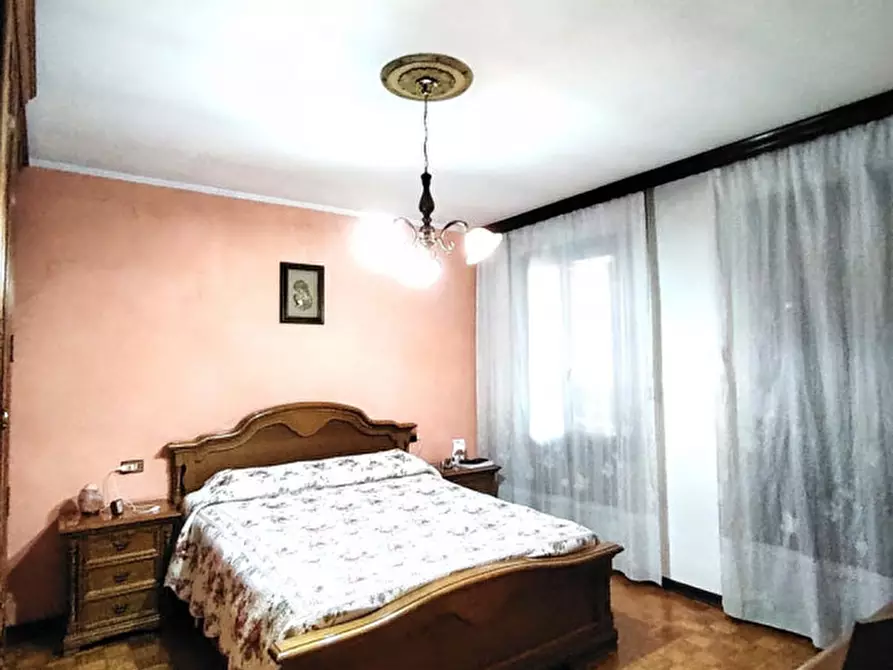 Immagine 7 di Casa bifamiliare in vendita  a San Zenone Degli Ezzelini