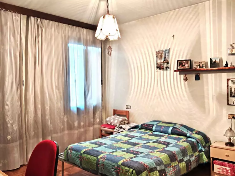 Immagine 8 di Casa bifamiliare in vendita  a San Zenone Degli Ezzelini