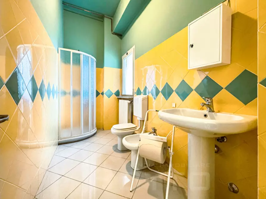 Immagine 8 di Ufficio in vendita  in Corso Semipione 27 a Borgomanero