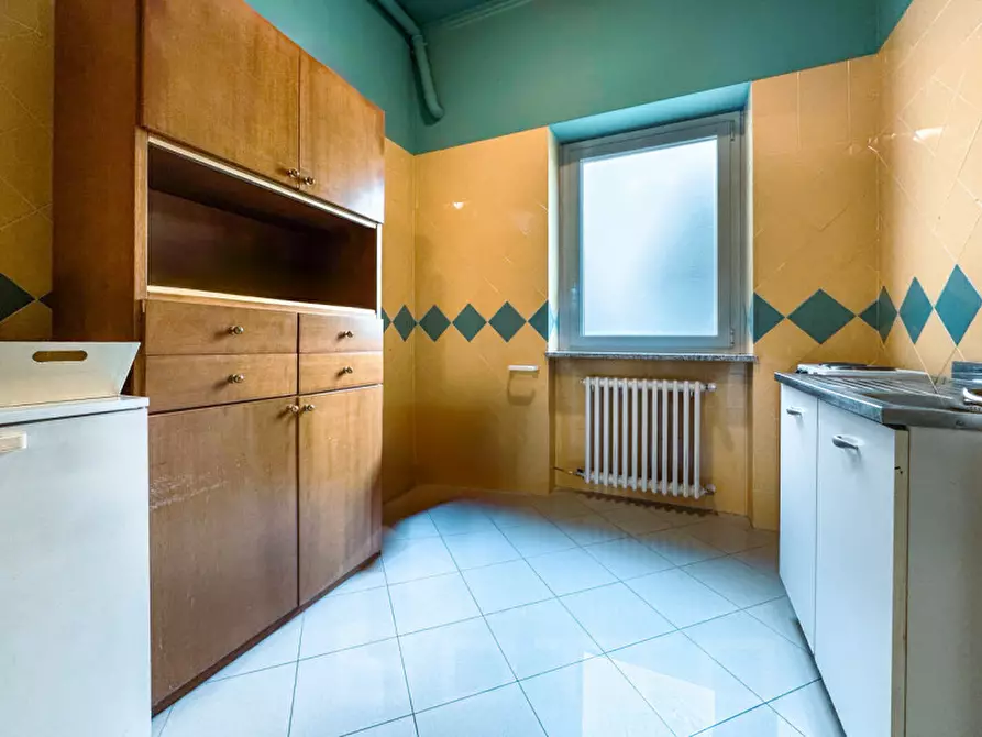 Immagine 9 di Ufficio in vendita  in Corso Semipione 27 a Borgomanero