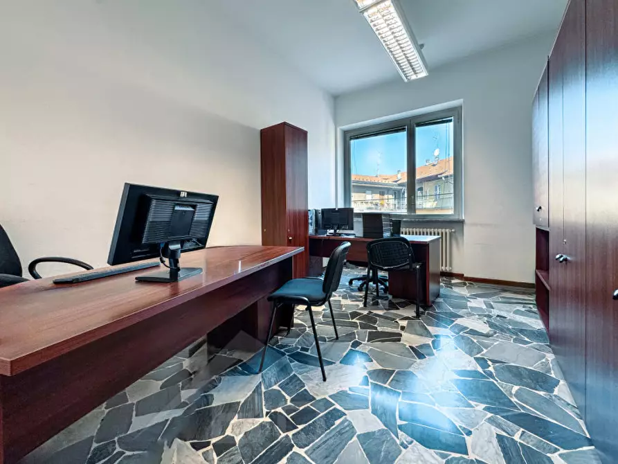 Immagine 17 di Ufficio in vendita  in Corso Semipione 27 a Borgomanero