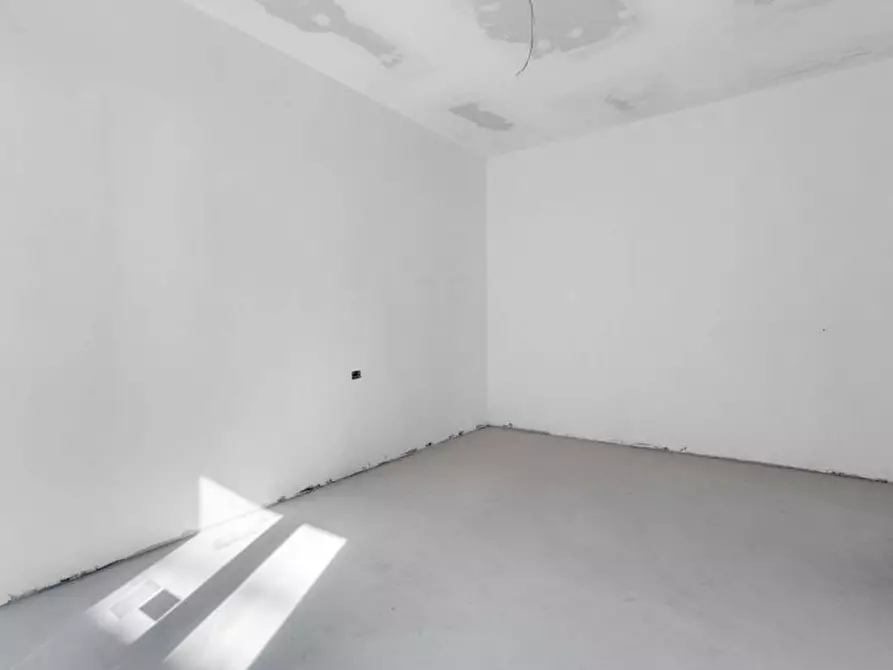 Immagine 36 di Appartamento in vendita  in Via Milano, 9 a Cesano Boscone
