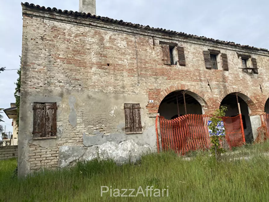 Immagine 3 di Rustico / casale in vendita  in via Roma Arzergrande a Arzergrande