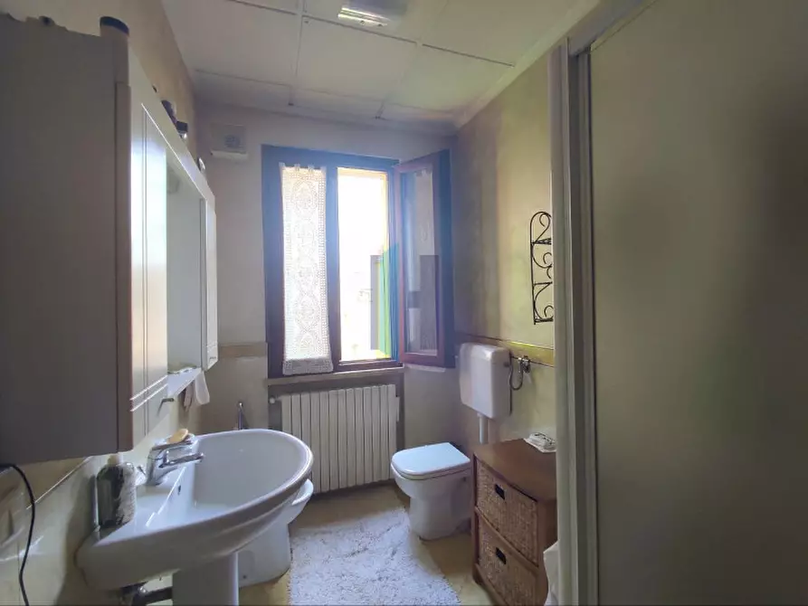 Immagine 10 di Casa indipendente in vendita  in Via IV Novembre a Capriano Del Colle