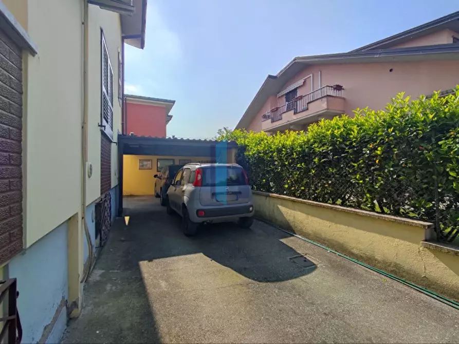 Immagine 30 di Casa indipendente in vendita  in Via IV Novembre a Capriano Del Colle