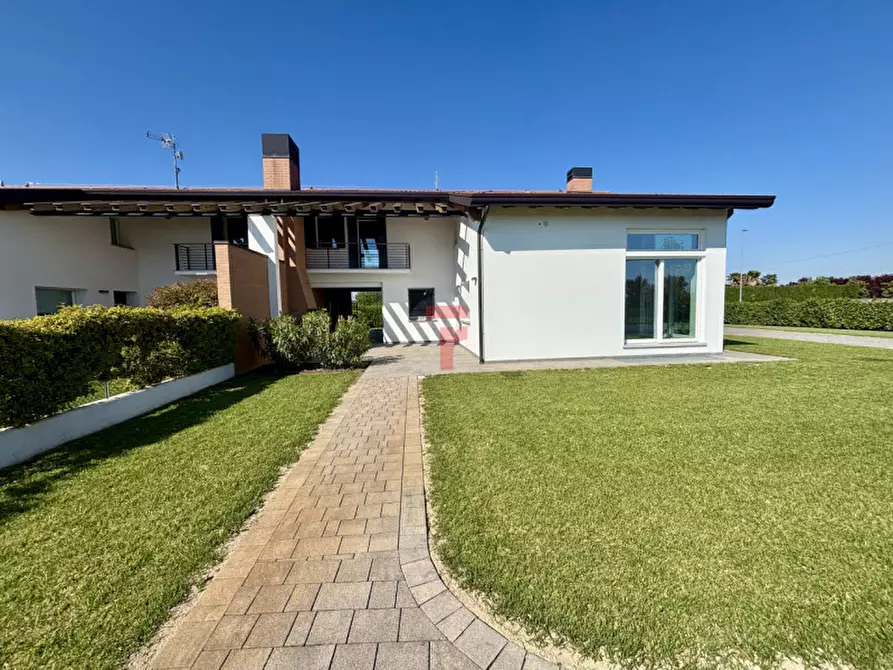Immagine 2 di Casa bifamiliare in vendita  a Saonara