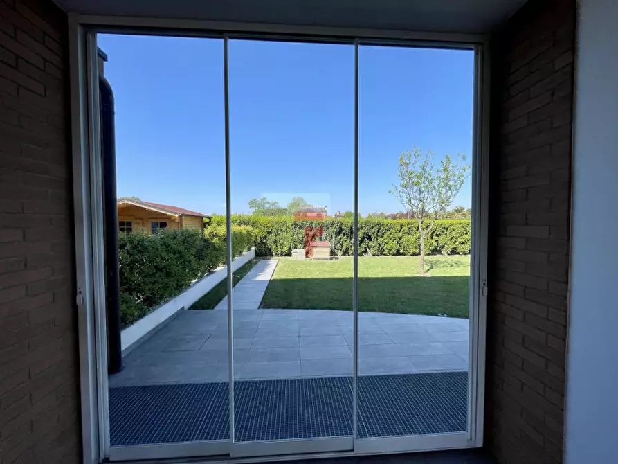 Immagine 10 di Casa bifamiliare in vendita  a Saonara
