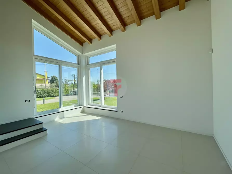 Immagine 12 di Casa bifamiliare in vendita  a Saonara