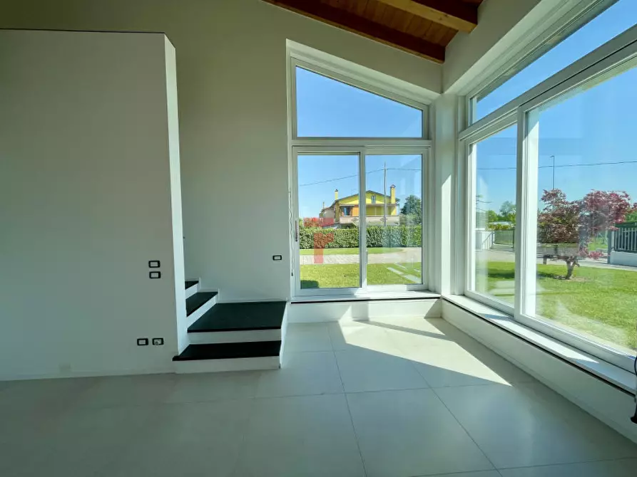 Immagine 14 di Casa bifamiliare in vendita  a Saonara