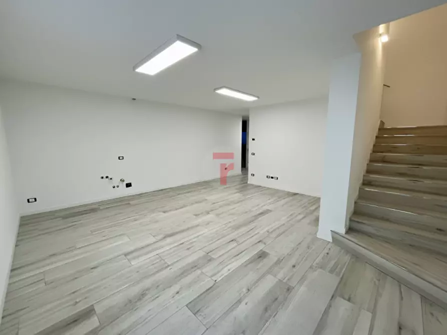 Immagine 16 di Casa bifamiliare in vendita  a Saonara