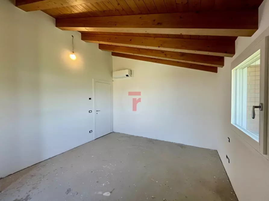 Immagine 25 di Casa bifamiliare in vendita  a Saonara