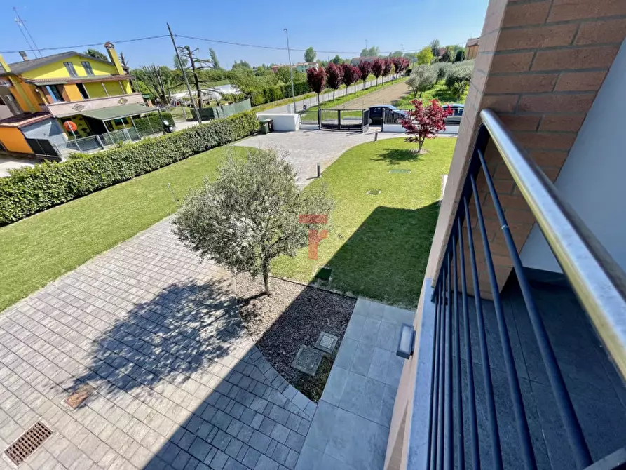 Immagine 39 di Casa bifamiliare in vendita  a Saonara
