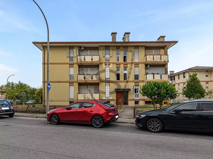 Immagine 1 di Appartamento in vendita  in Via Romagna, 9 a Bassano Del Grappa